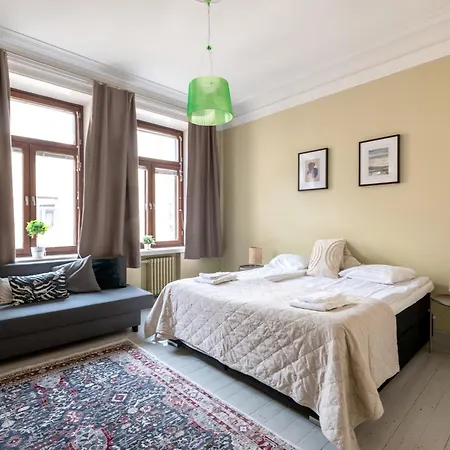 2ndhomes Charming 127 M2 3br Floor In Historically Valuable Building In Center 아파트